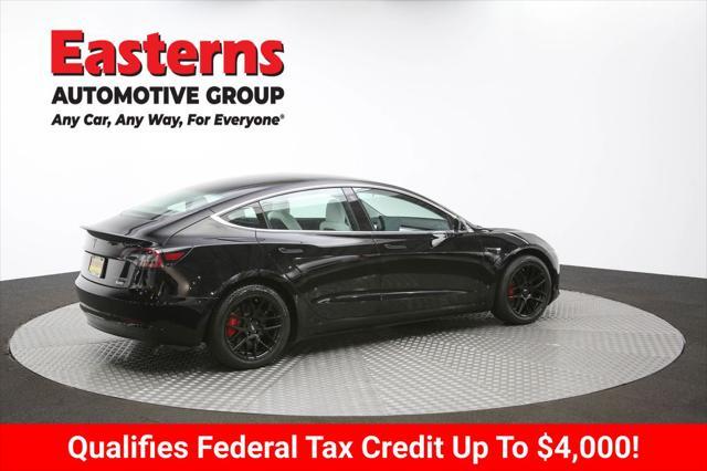 Photo of 2019 Solid Black Tesla Model 3