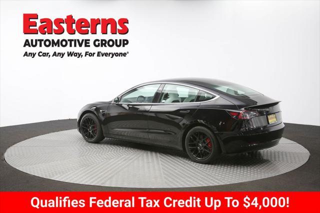 Photo of 2019 Solid Black Tesla Model 3