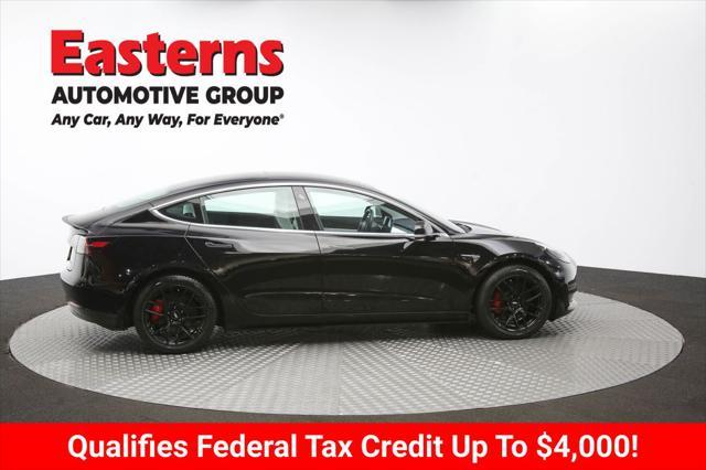 Photo of 2019 Solid Black Tesla Model 3
