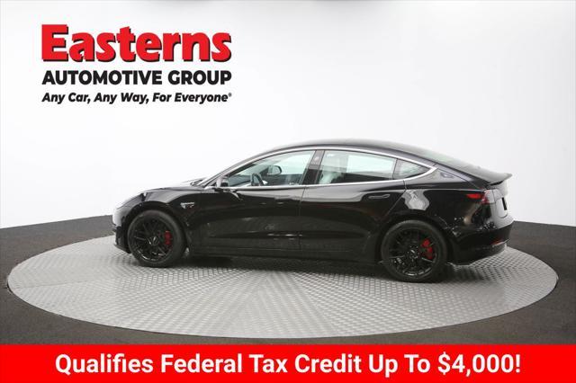 Photo of 2019 Solid Black Tesla Model 3