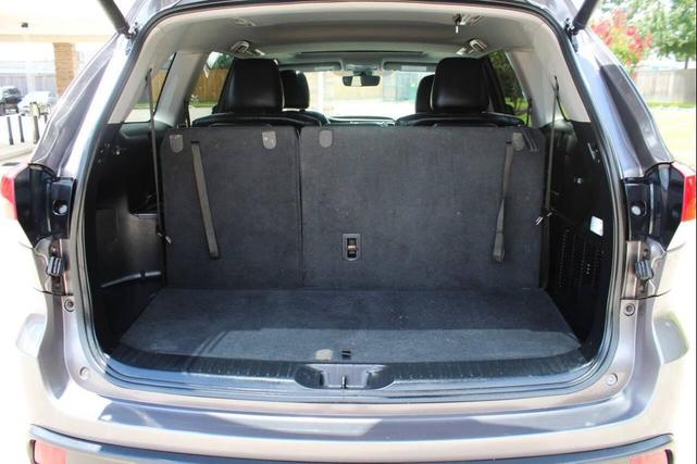 Photo of 2017 Charcoal Toyota Highlander