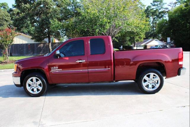 Photo of 2013 Burgundy GMC Sierra 1500