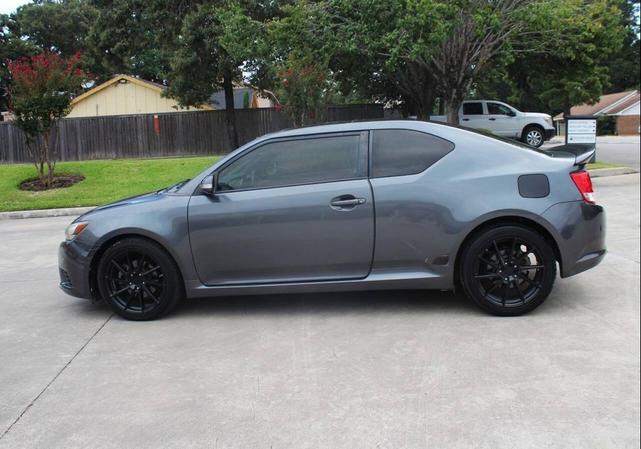 Photo of 2013 Gray Scion tC