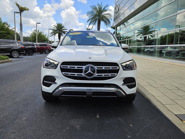 Photo of 2024 Polar White Mercedes-Benz GLE 450