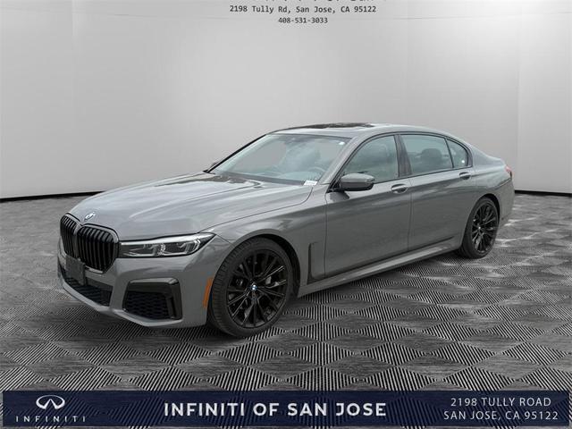 2022 BMW 740