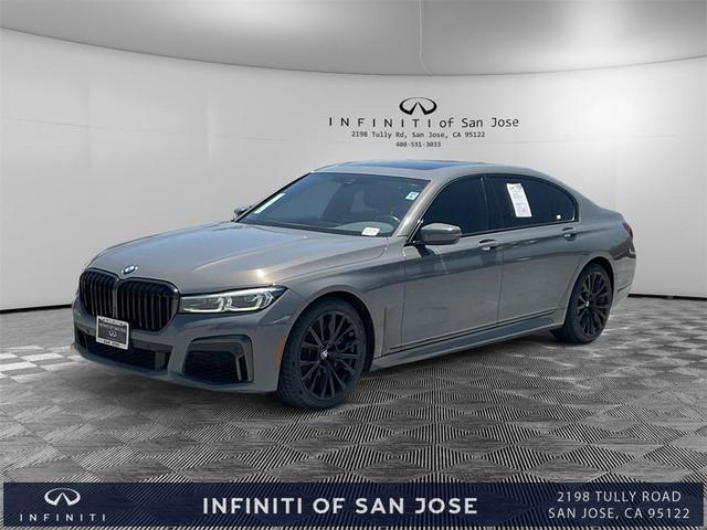 2022 BMW 740