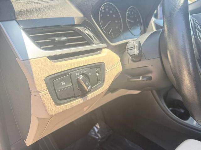 Photo of 2023 Mineral White Metallic BMW X2