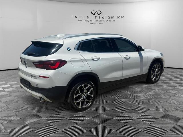 Photo of 2023 Mineral White Metallic BMW X2
