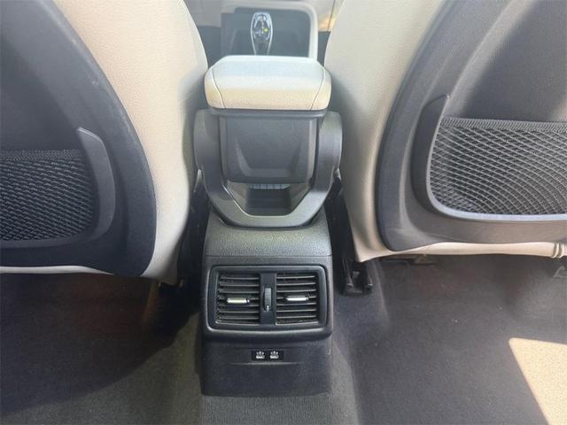 Photo of 2023 Mineral White Metallic BMW X2