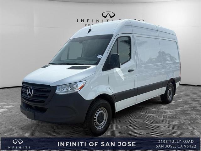 2022 Mercedes-Benz Sprinter 2500