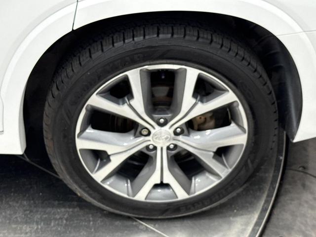 Photo of 2022 White Hyundai PALISADE