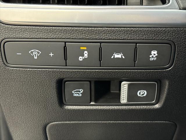 Photo of 2022 White Hyundai PALISADE
