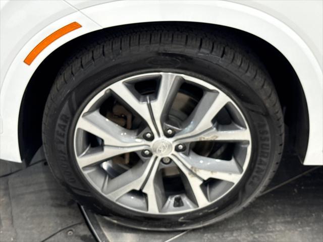 Photo of 2022 White Hyundai PALISADE