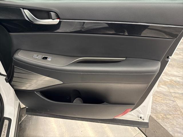 Photo of 2022 White Hyundai PALISADE
