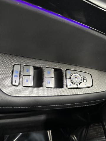 Photo of 2022 White Hyundai PALISADE