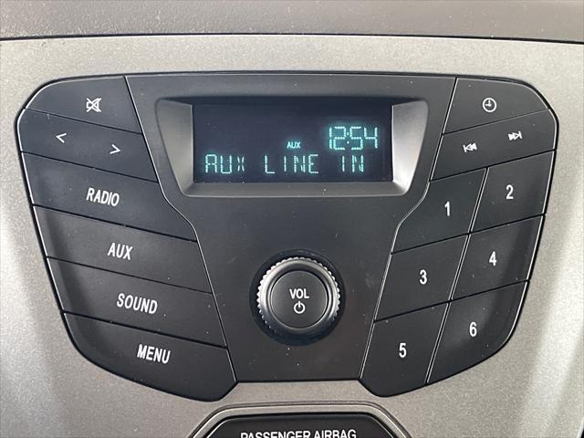 Photo of 2019 White Ford Transit-250