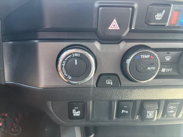 Photo of 2019 White Toyota Tacoma