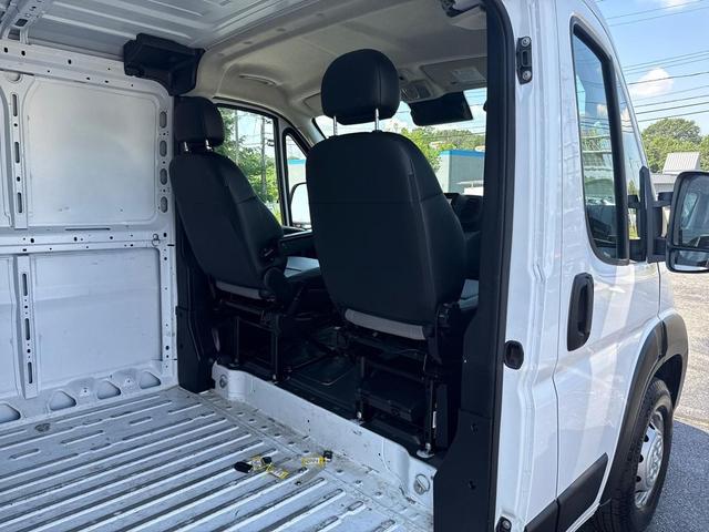 Photo of 2023 White RAM ProMaster 1500