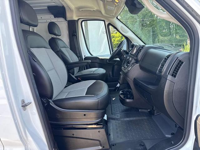 Photo of 2023 White RAM ProMaster 1500