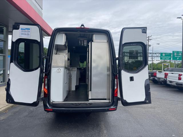Photo of 2020 Gray Mercedes-Benz Sprinter 4500