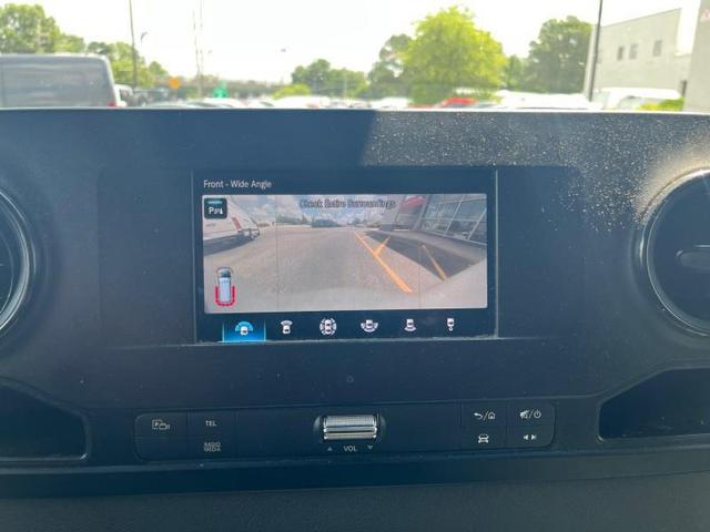 Photo of 2023 White Mercedes-Benz Sprinter 2500