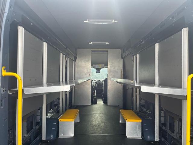 Photo of 2019 Blue Ford Transit-250