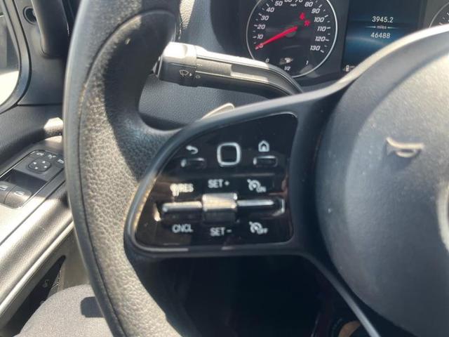 Photo of 2023 White Mercedes-Benz Sprinter 2500