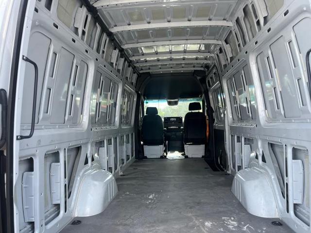 Photo of 2023 White Mercedes-Benz Sprinter 2500