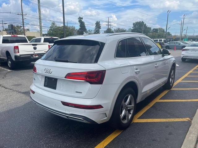 Photo of 2021 Ibis White Audi Q5