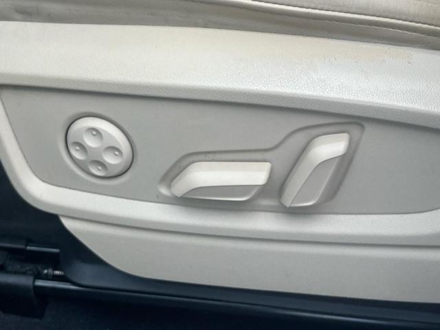 Photo of 2021 Ibis White Audi Q5