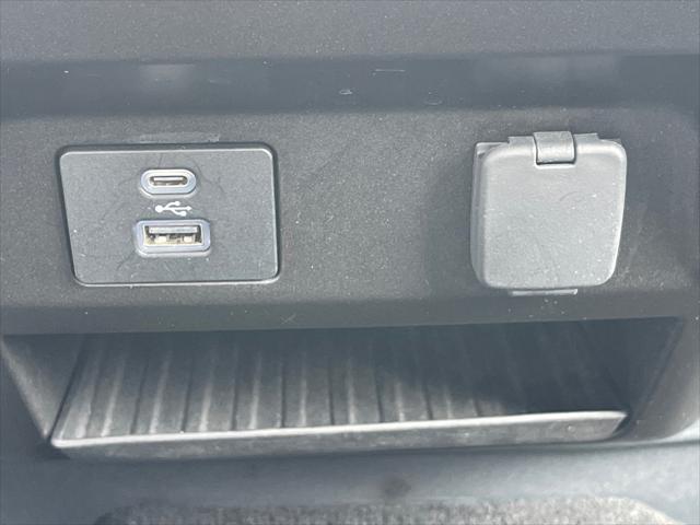 Photo of 2022 White Ford F-250