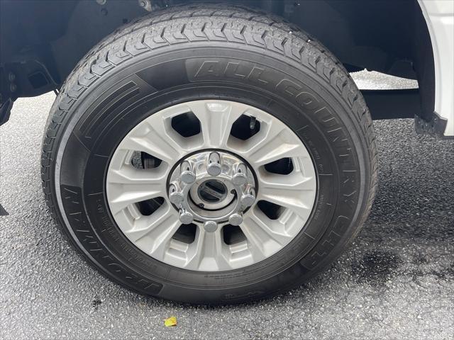 Photo of 2022 White Ford F-250