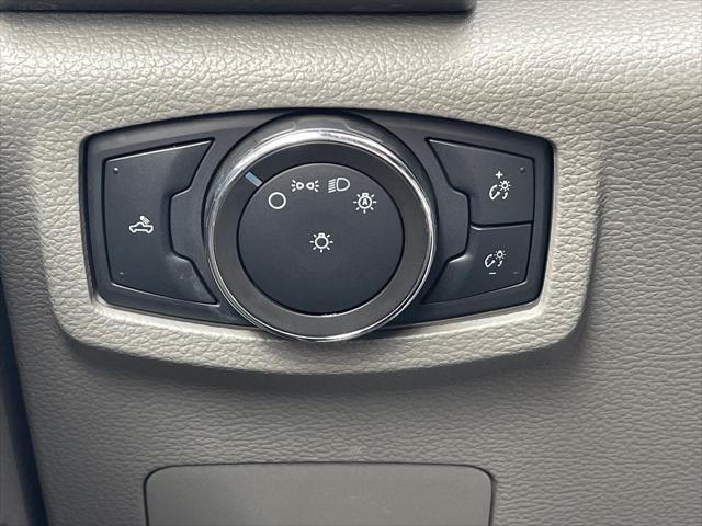 Photo of 2022 White Ford F-250