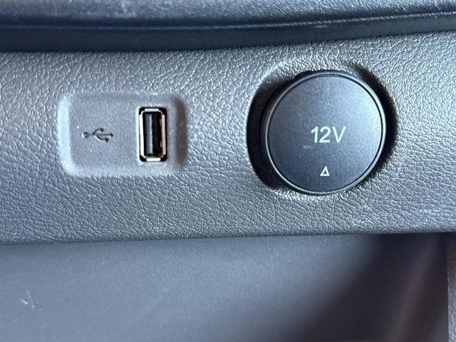 Photo of 2023 White Ford Transit-250