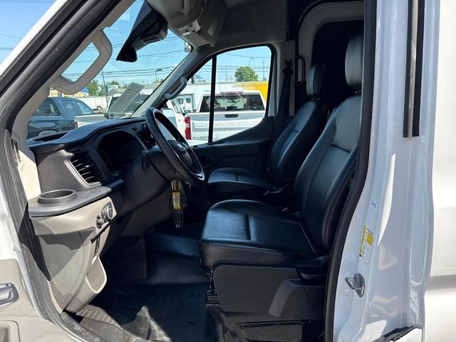 Photo of 2023 White Ford Transit-250
