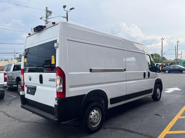 Photo of 2023 White RAM ProMaster 3500