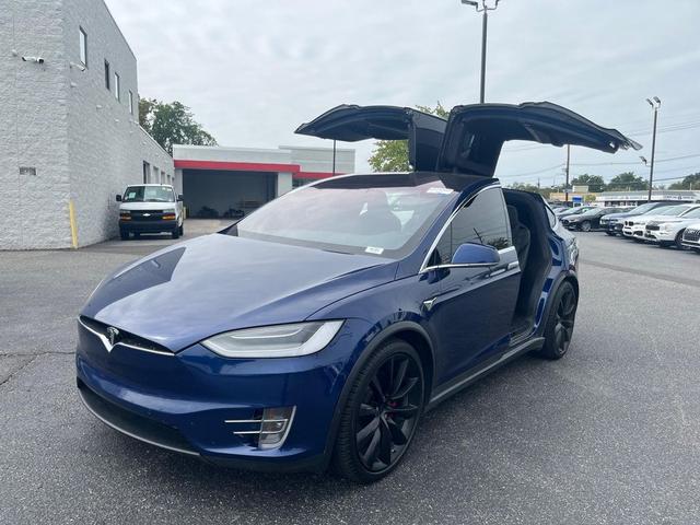 Photo of 2018 Blue Tesla Model X