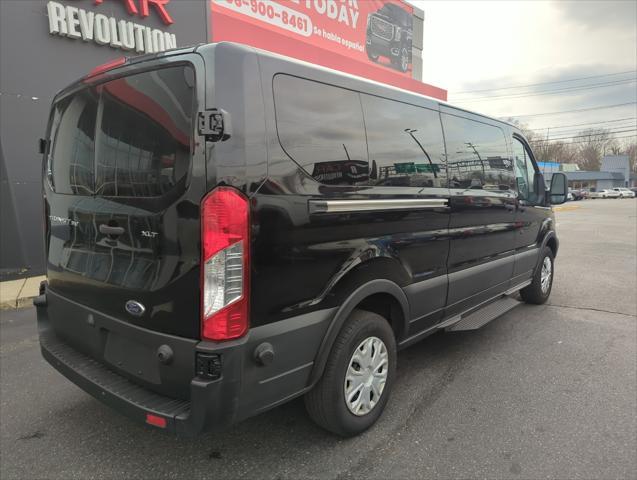 Photo of 2019 Black Ford Transit-350
