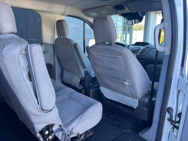 Photo of 2019 White Ford Transit-350