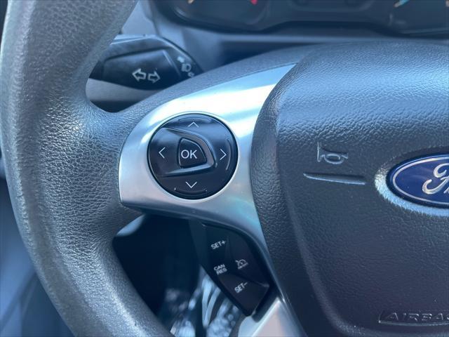 Photo of 2019 White Ford Transit-350