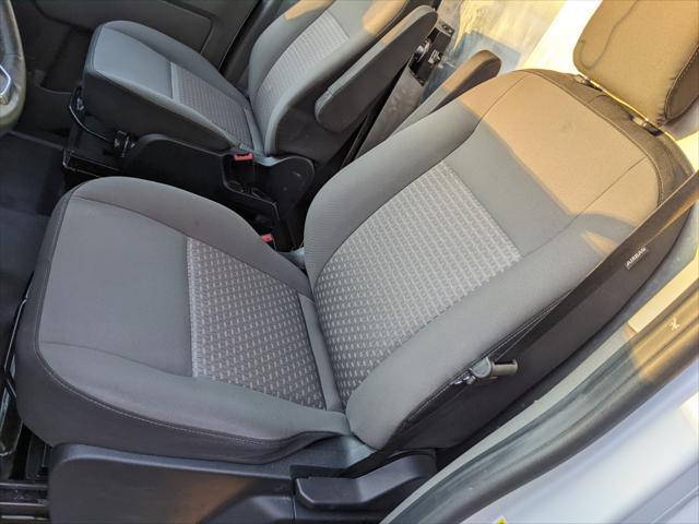 Photo of 2020 White Ford Transit-350