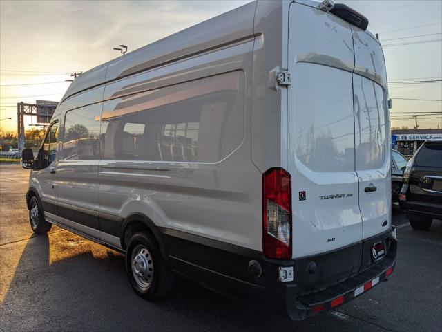 Photo of 2020 White Ford Transit-350