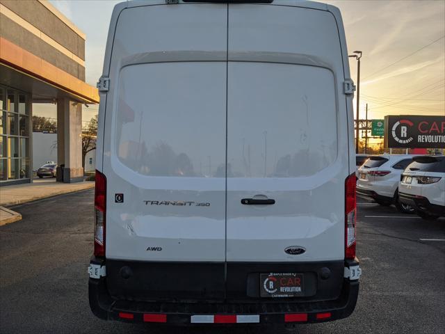 Photo of 2020 White Ford Transit-350