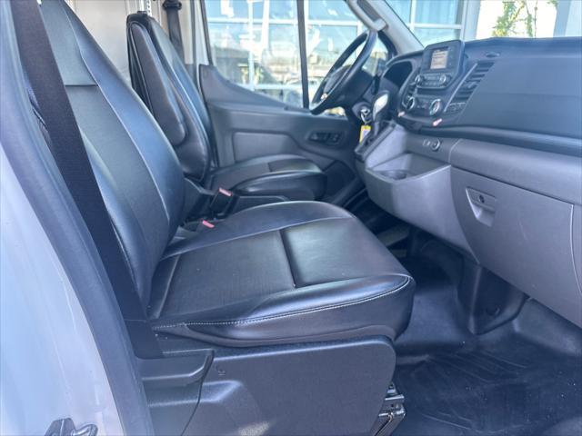 Photo of 2021 White Ford Transit-250