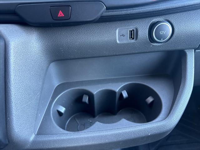 Photo of 2021 White Ford Transit-250