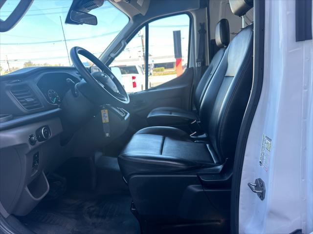Photo of 2021 White Ford Transit-250