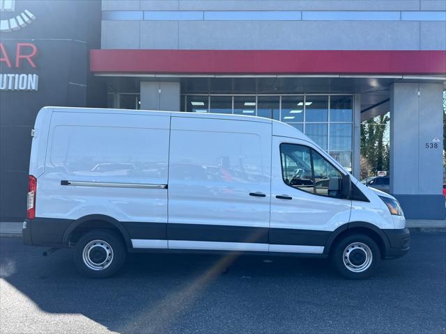 Photo of 2021 White Ford Transit-250