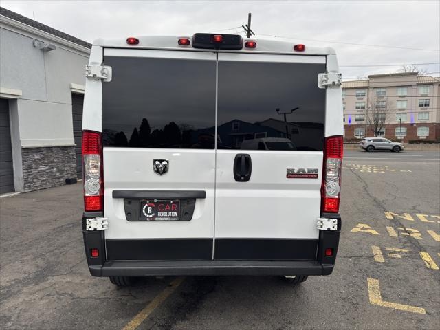 Photo of 2021 White RAM ProMaster 1500