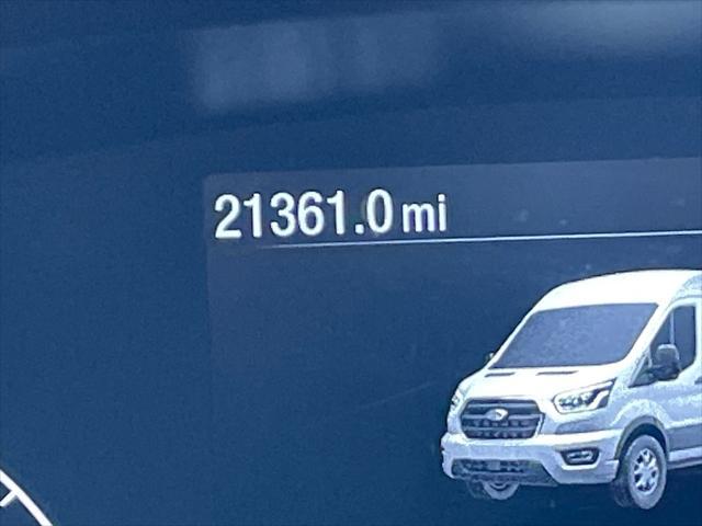 Photo of 2023 White Ford Transit-250
