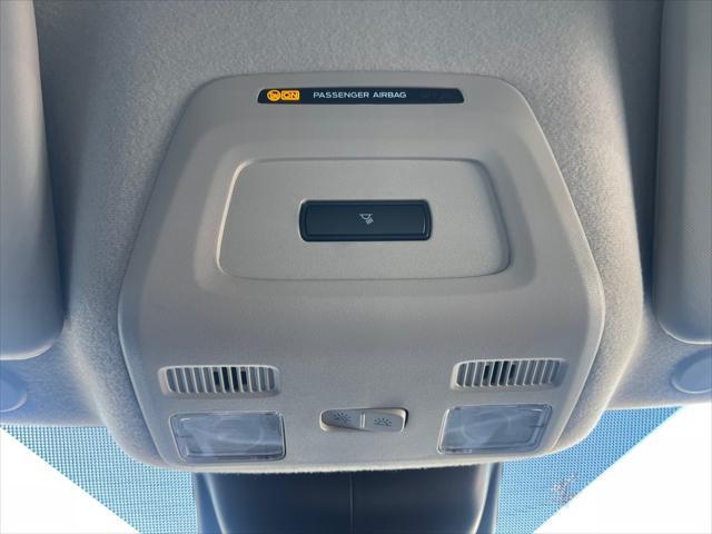 Photo of 2023 White Ford Transit-250